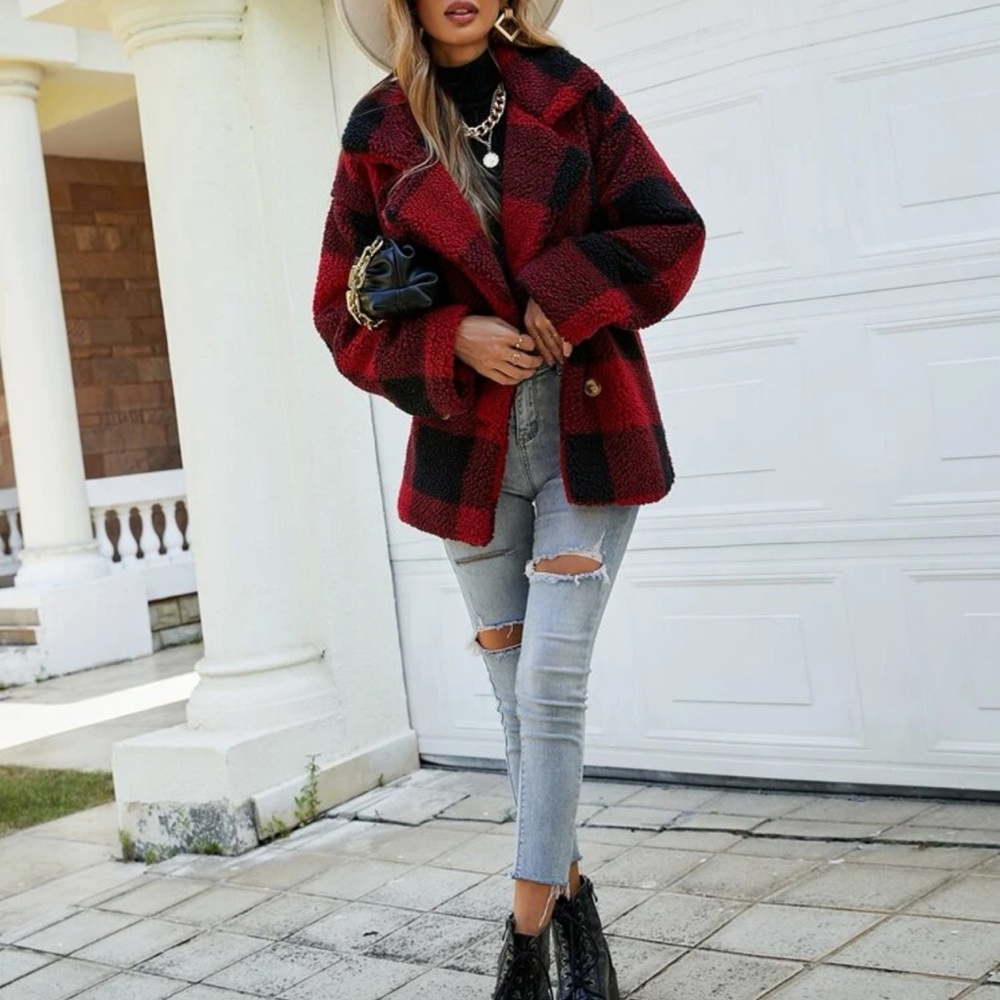 Ladies coat - Picture 2 of 8